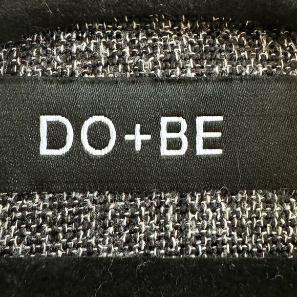 DO+BE Gray Blazer - Picture 8 of 10